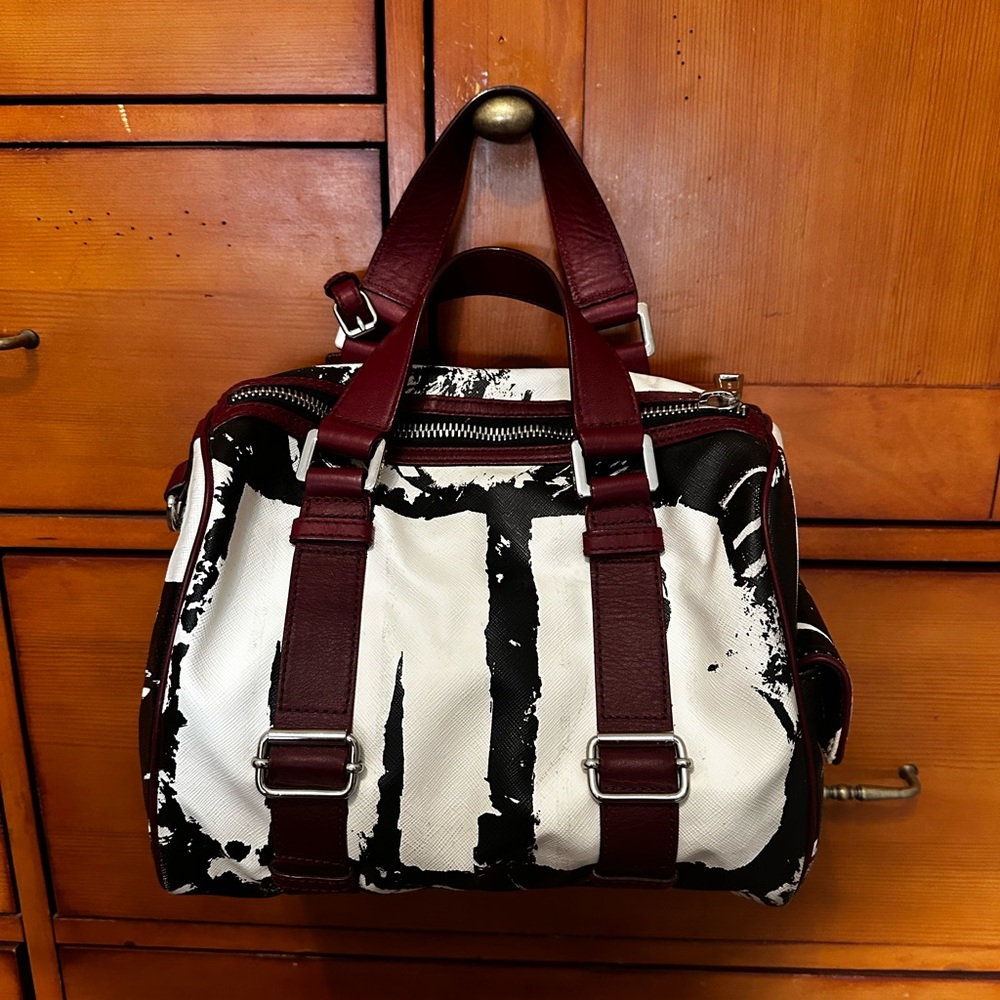 L.A.M.B. by Gwen Stefani Limited Print Logo Satchel Luxury Designer Handbag #553 - Picture 5 of 8